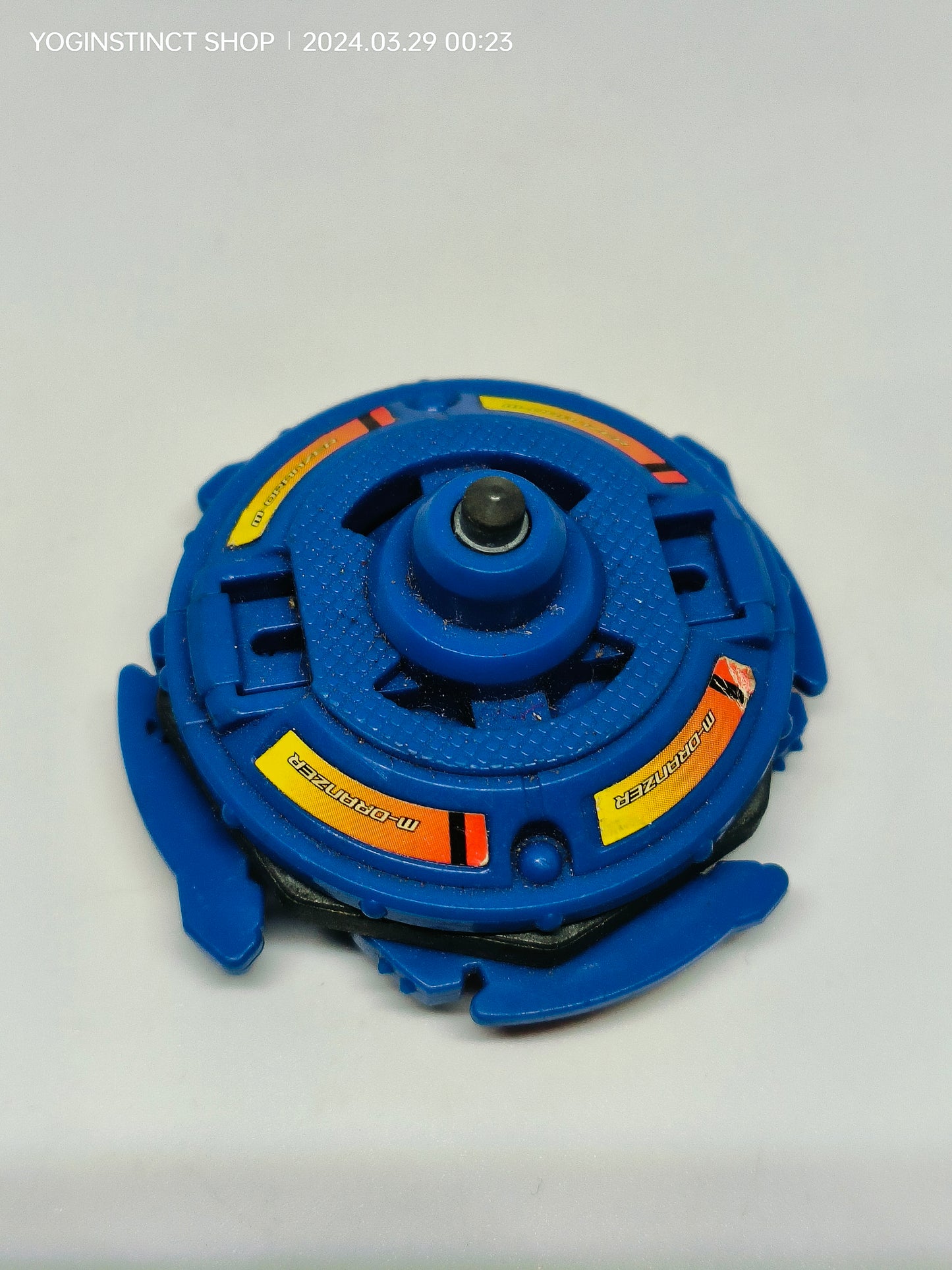 A-32  MASTER DRANZER (A) - Takaratomy Beyblade: Shoot