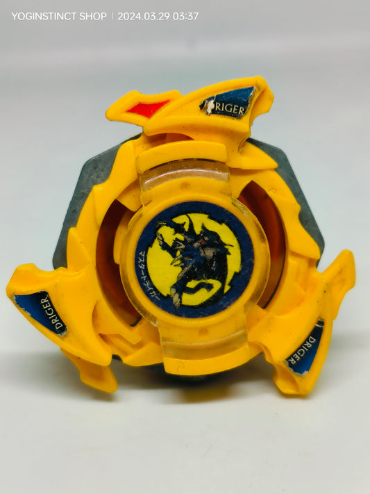 A-37 Master Driger (B) - Takaratomy Beyblade: Shoot
