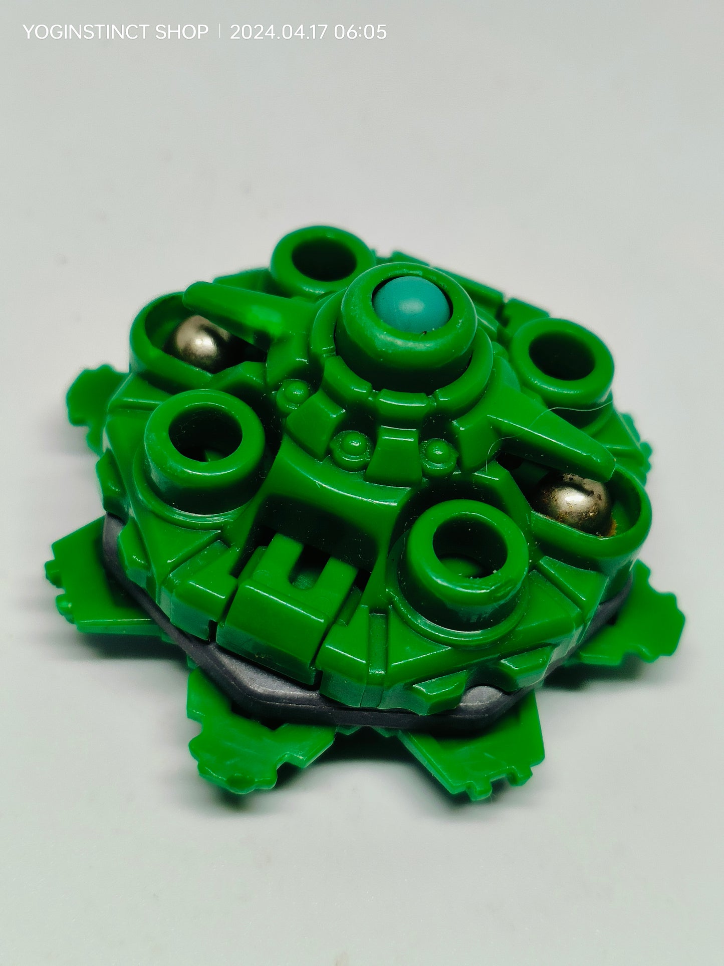 A-35 Draciel F (F)  - Takaratomy Beyblade: Shoot