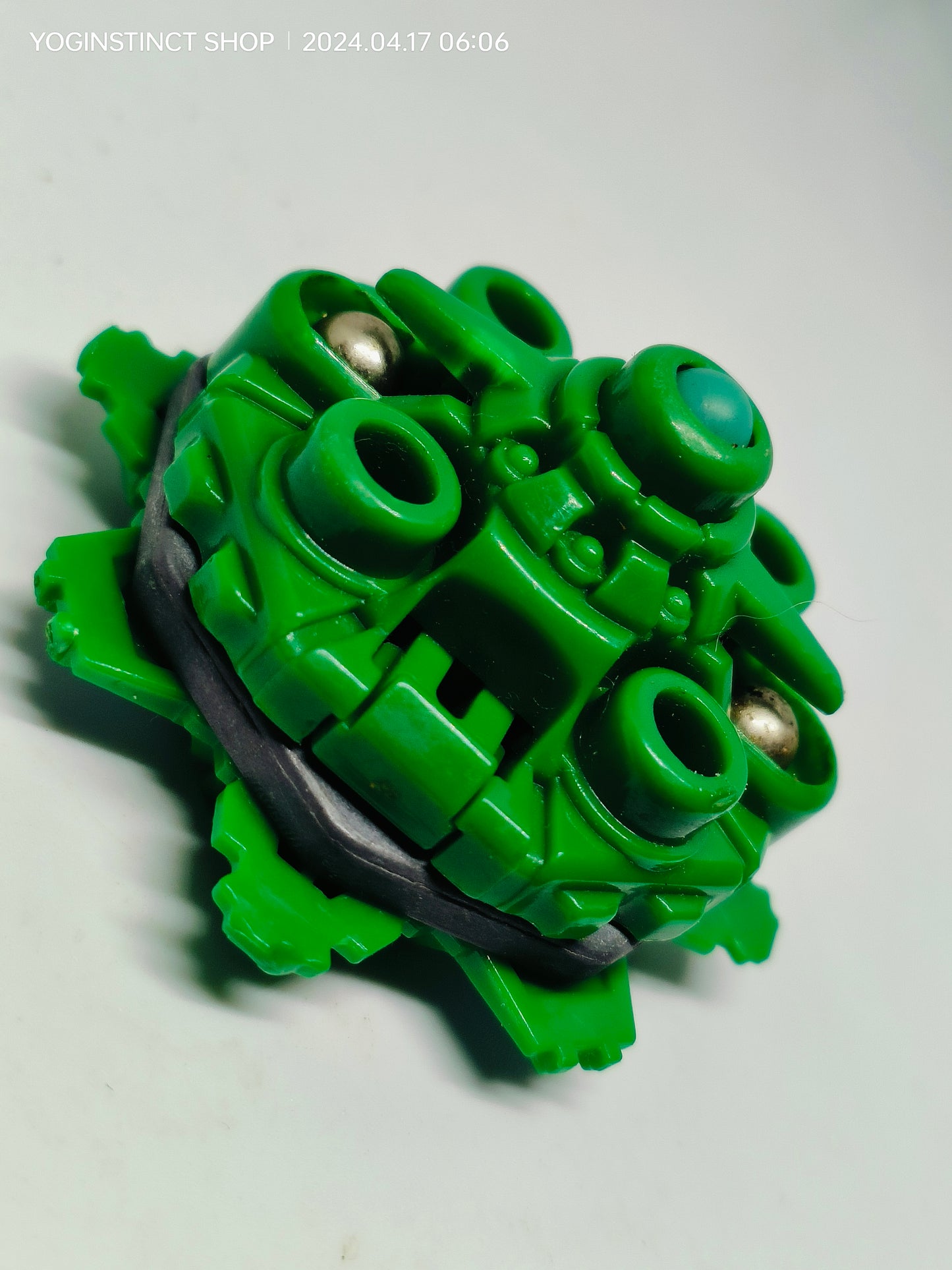 A-35 Draciel F (F)  - Takaratomy Beyblade: Shoot