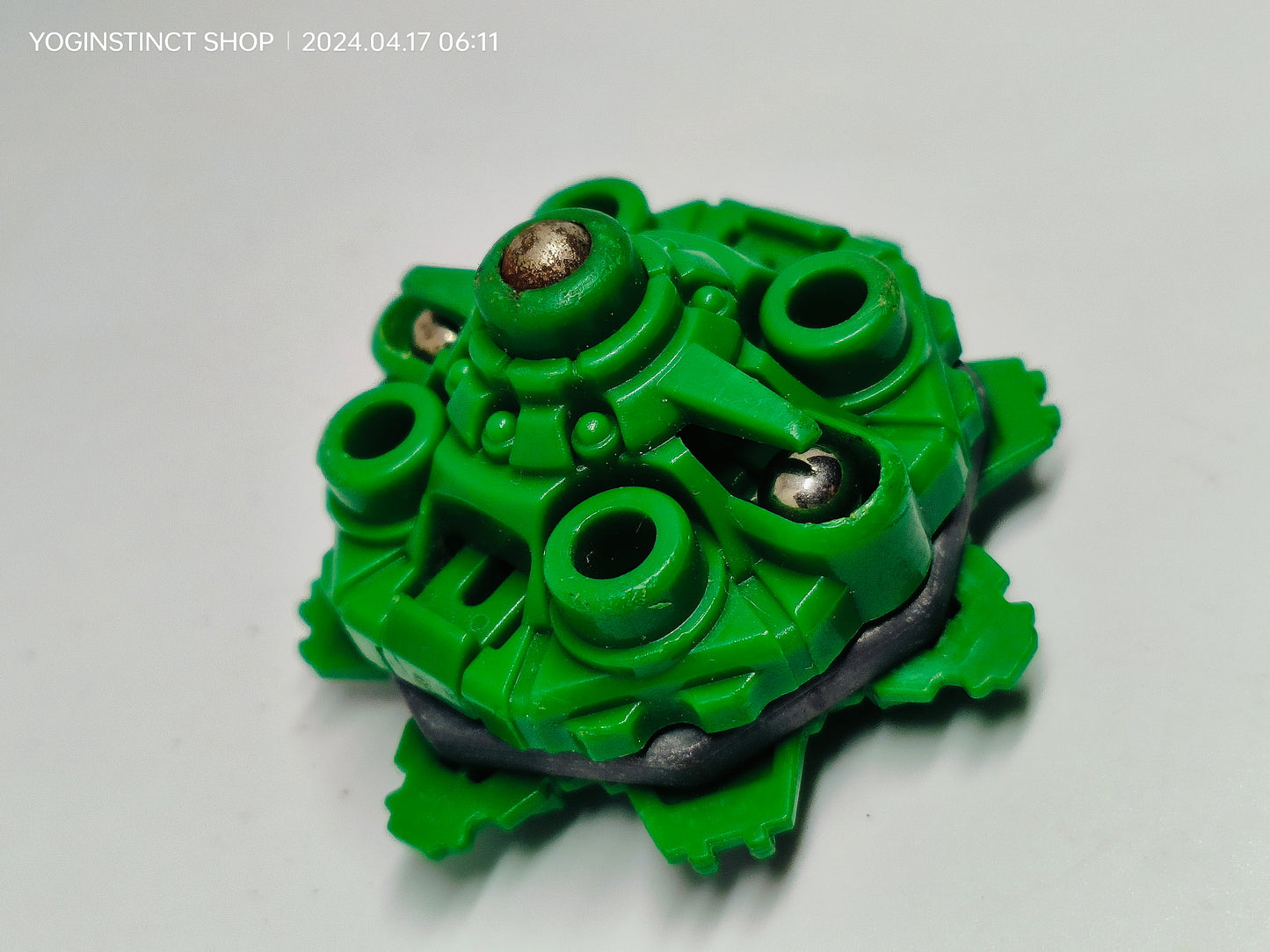 A-35 Draciel F (G)  - Takaratomy Beyblade: Shoot