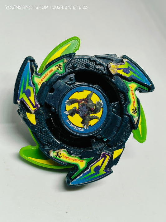 Dark Draciel  (A) - Takaratomy Beyblade Shoot