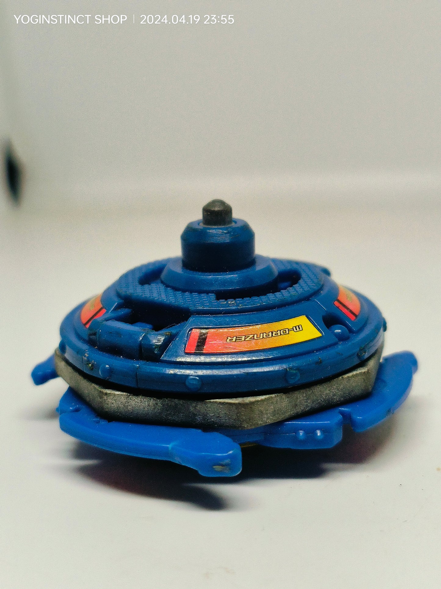 A-32  MASTER DRANZER (D) - Takaratomy Beyblade: Shoot