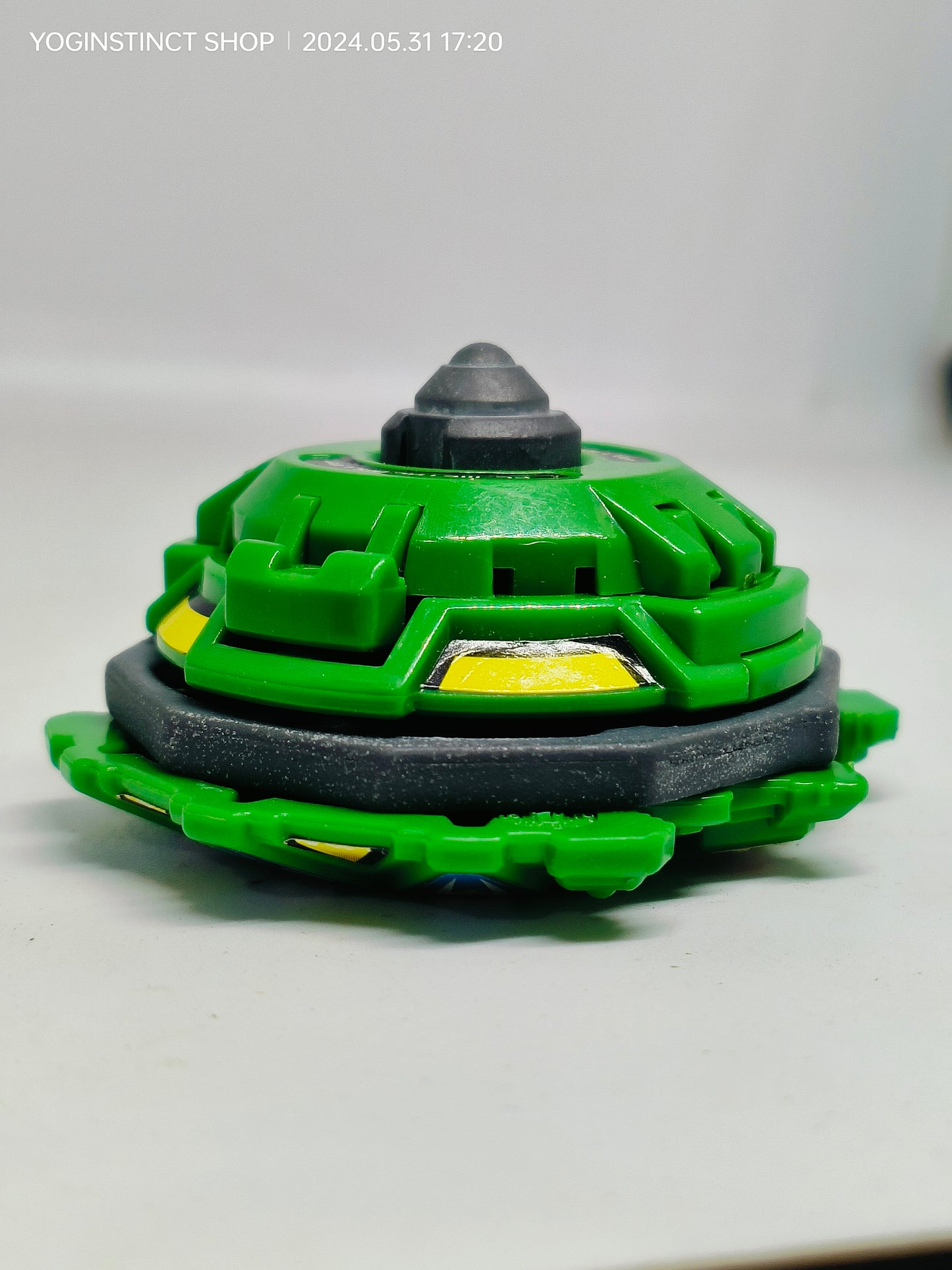 A-104  Draciel G (C) - Takaratomy Beyblade: G-revolution