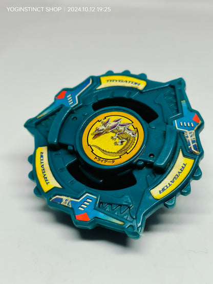 Trygator  - Takaratomy Beyblade G-revolution