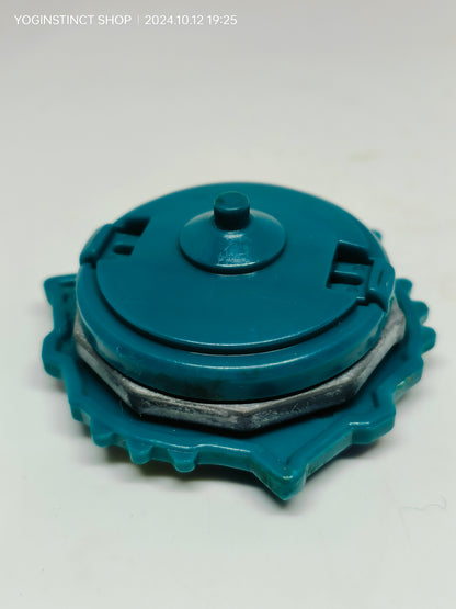 Trygator  - Takaratomy Beyblade G-revolution