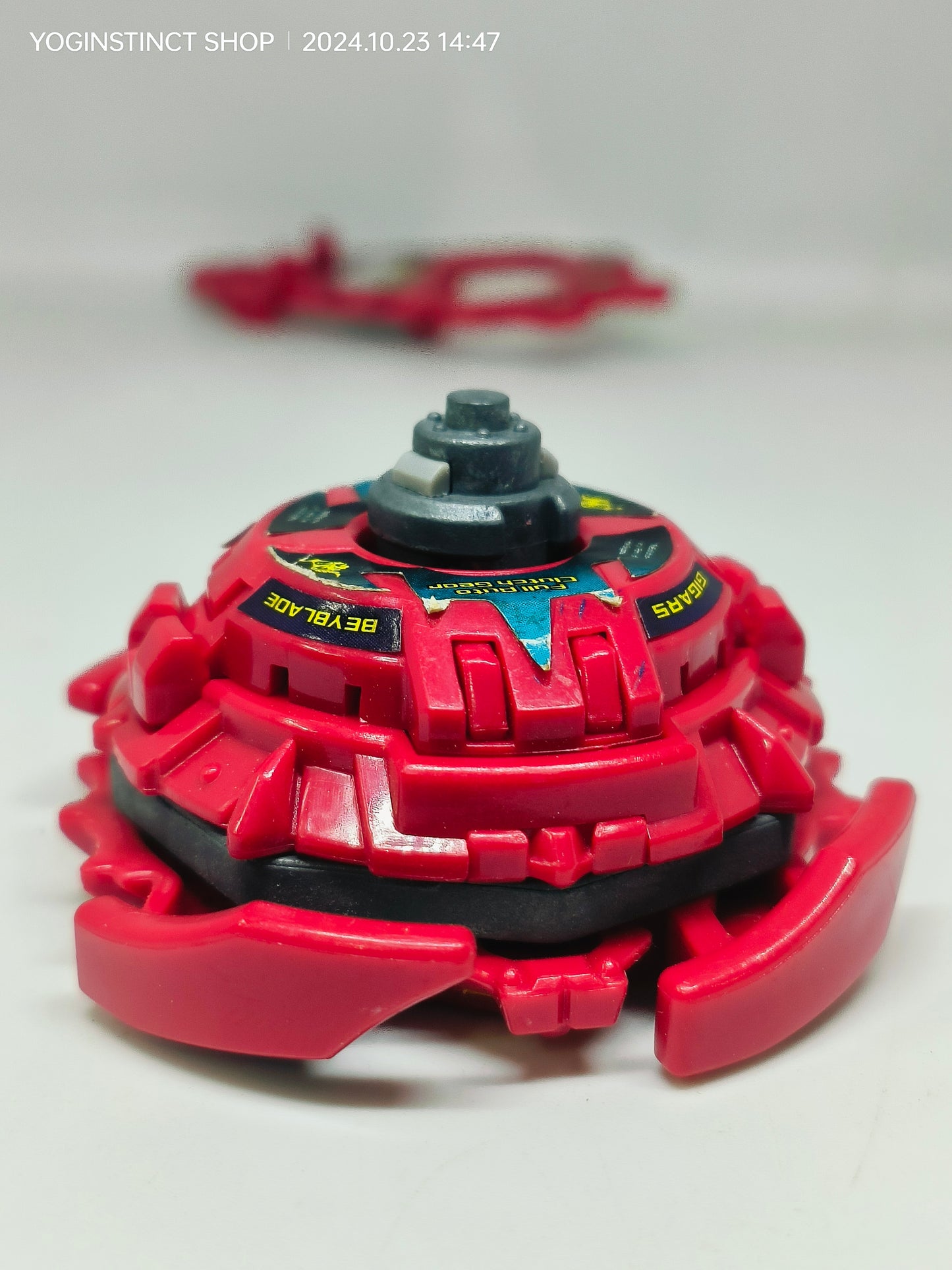 Gigars Beyblade - Takaratomy BEYBLADE G-REVOLUTION (C)