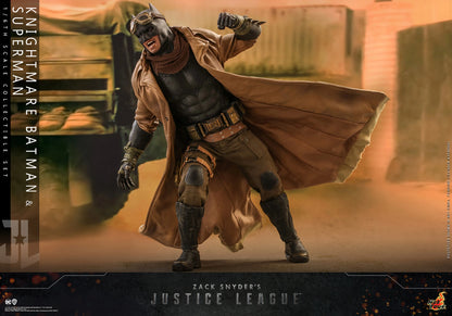 KNIGHTMARE BATMAN AND SUPERMAN by Hot Toys
