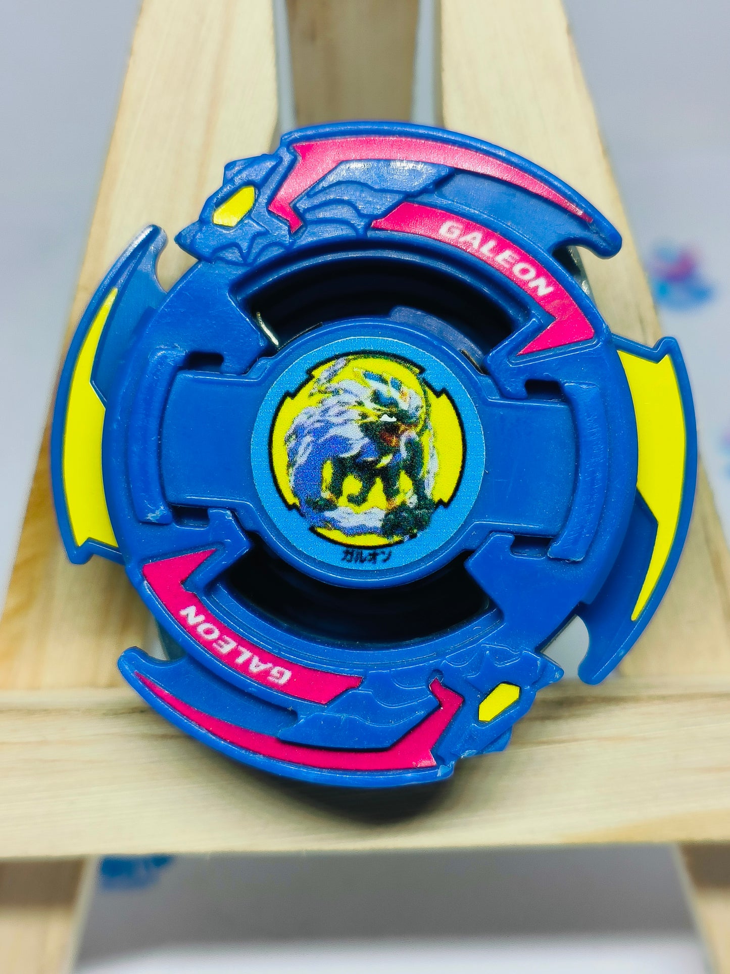 Galeon - Exclusive blue edition - takaratomy beyblades plastic Generation