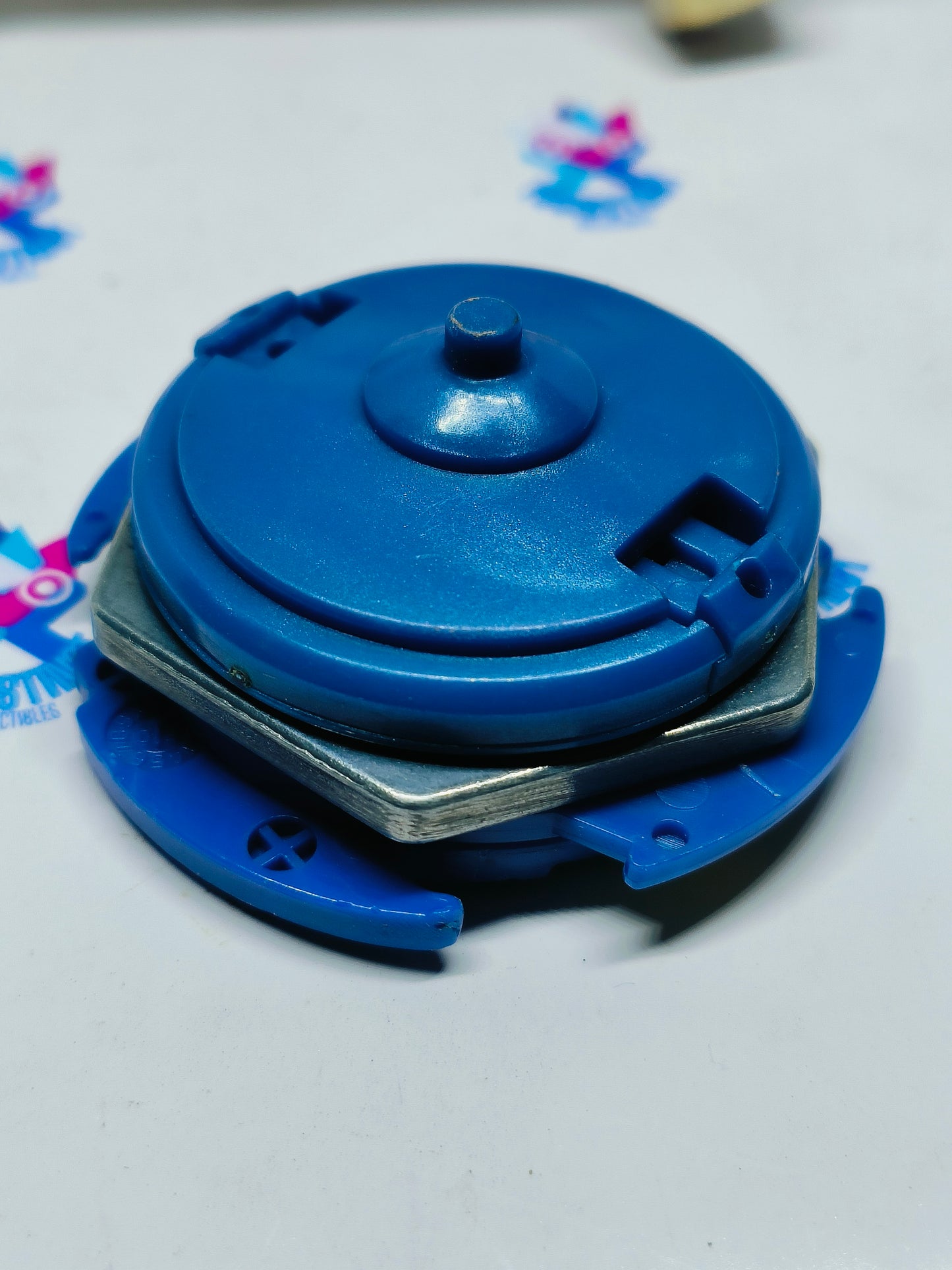 Galeon - Exclusive blue edition - takaratomy beyblades plastic Generation